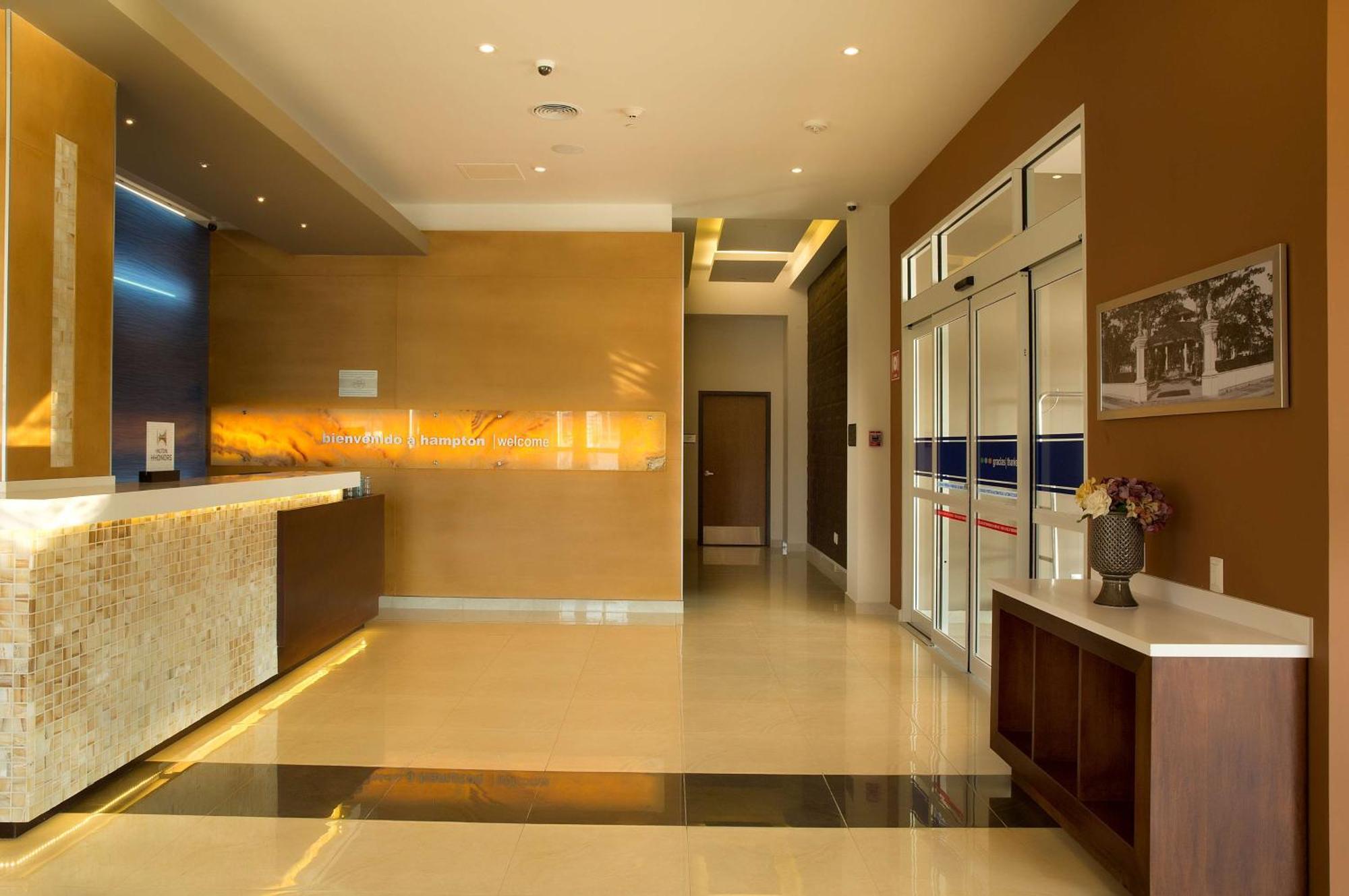 Hampton Inn & Suites By Hilton Paraíso Exterior foto